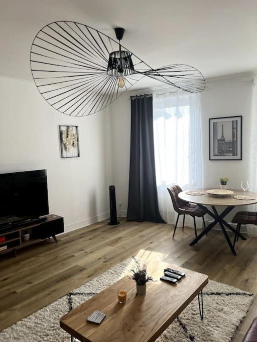 Appartement Cosy Et Lumineux Avec Parking Gratuit كولمار المظهر الخارجي الصورة